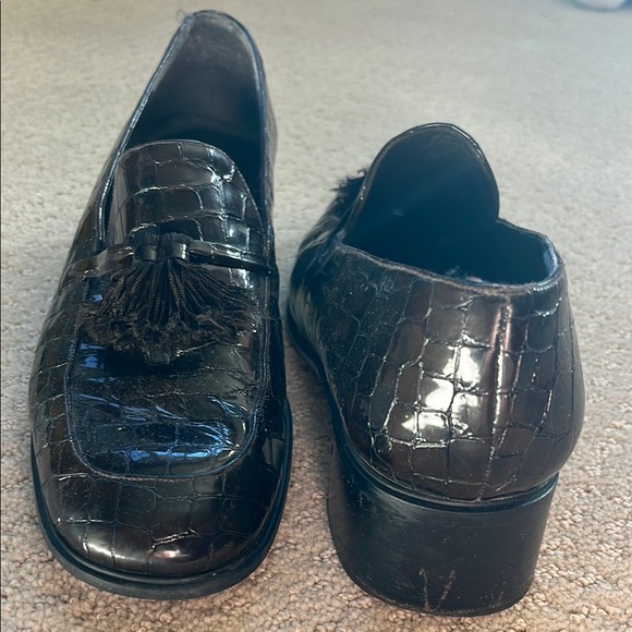 Stuart Whitman brown croc loafers slip ons w tassel - Picture 1 of 5